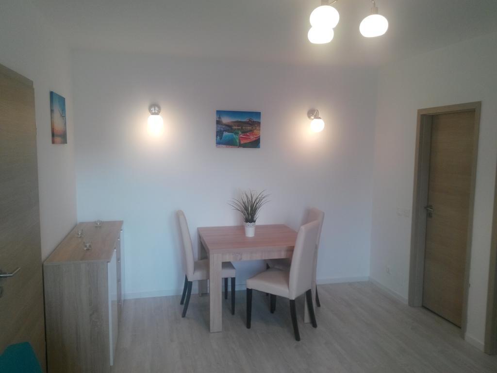 Apartament Black & White Bucureşti