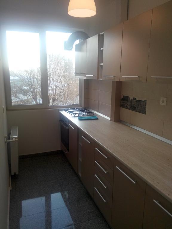 Black & White Apartament Bucureşti